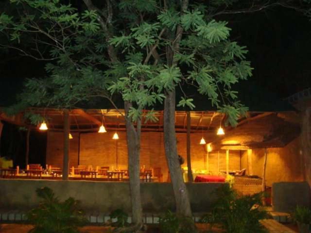 蓝鸟旅游度假酒店 哈伯勒内 外观 照片